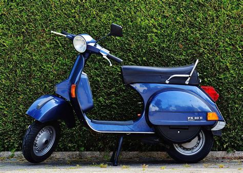 Vespa Roller Motorroller Kostenloses Foto Auf Pixabay