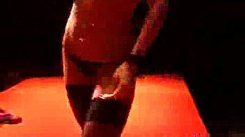 Two Strippers Dildo On Stage XNXX