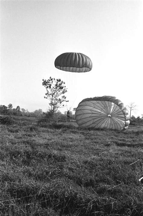 Vietnam War Operation Junction City Troops Land With Flickr