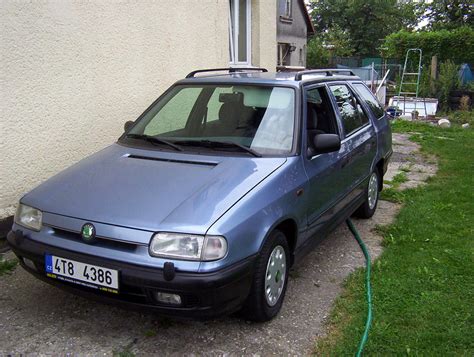 1995 Škoda Felicia Combi, 795 1.3 (76 cui) gasoline + E85 55 kW