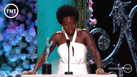 Viola Davis I Sag Awards Acceptance Speech 2015 I Tnt Award Acceptance Speech History Youtube