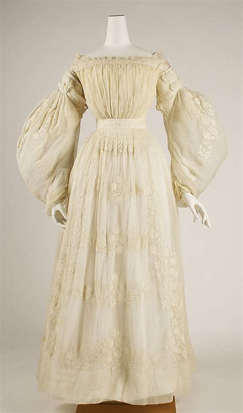 Wedding Dress 1837 French Made Of Cotton Ohmy Look At Those