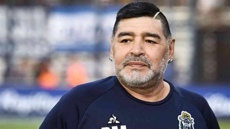 A Un Año De La Muerte De Diego Maradona Cómo Está El Caso Y Qué Fue Lo Que Pasó Perfil