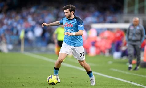 Napoli Infortunio Kvaratskhelia Il Report Del Club