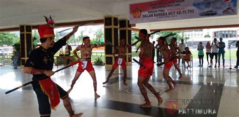 Sanggar Hiti Halala Juara Lomba Tarian Daerah Maluku