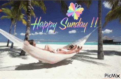 Happy Sunday Beach Images