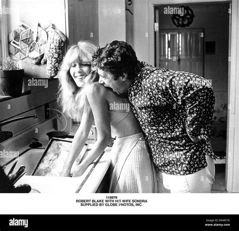 Robert blake wife Black and White Stock Photos & Images - Alamy