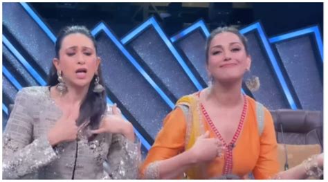 Karisma Kapoor Sonali Bendre Recreate Hum Saath Saath Hain Magic On