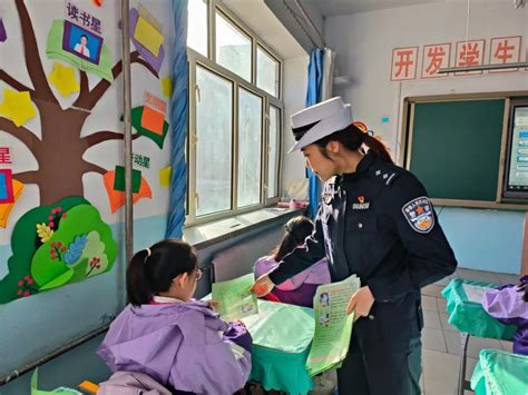 开学季丨大庆交警走进全市中小学开展“知危险 会避险”交通安全开学第一课系列宣传活动澎湃号·政务澎湃新闻 The Paper