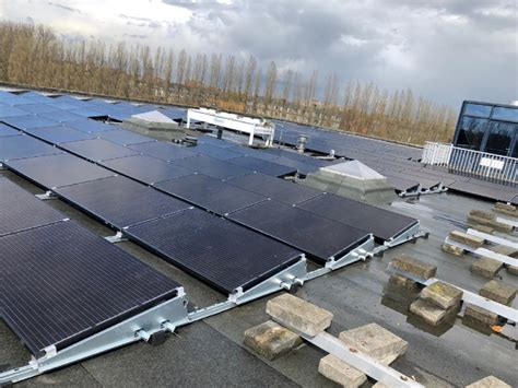 Zonnepanelen Op Plat Bitumen Dak