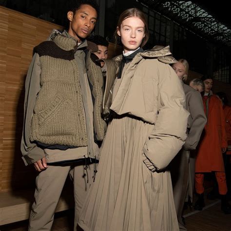 Sacai: Buy Sacai Women Clothing Online | Le Mill