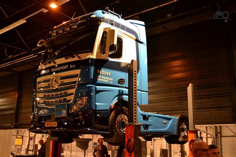 Foto Mercedes Benz Actros MP4 Van Transportbedrijf Redder Staphorst B V