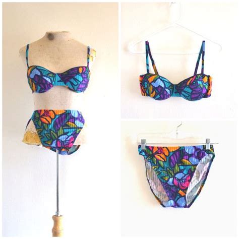 Vintage Tropical Floral Bikini S Poolside By Langvintage Floral Bikini Bow