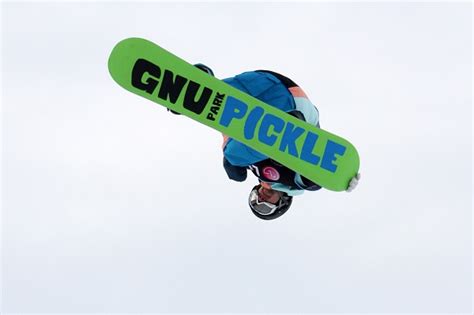 Top 8 Snowboard Brands - skiandsnowboardhub.com