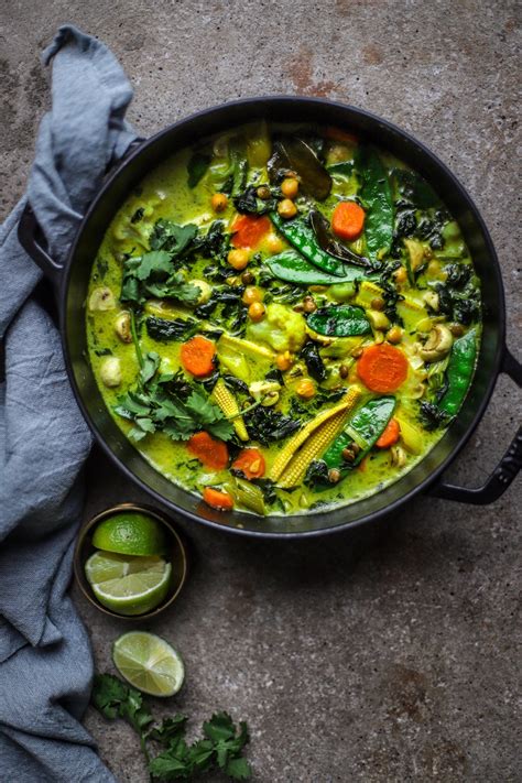 Chickpea And Spinach Thai Green Curry Quick Easy Vegan Recipe