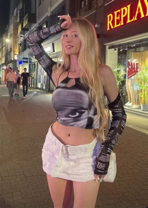 SOPHIA DIAMOND – Instagram Photos 07/21/2022 – HawtCelebs