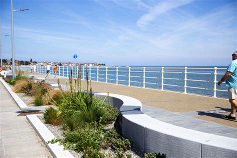 Travelodge colwyn bay renovations are finally complete for guests 13