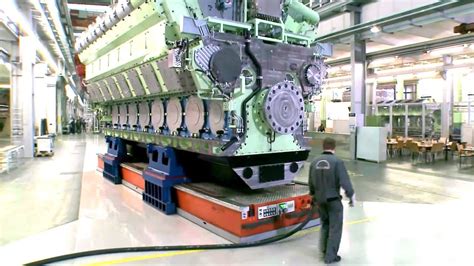 Man Diesel And Turbo Factories Big Ship Engine With Huge Pistons Youtube