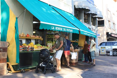 Fonds de commerce de fruits et légumes Marseille 16 eme AR 13 Bouches