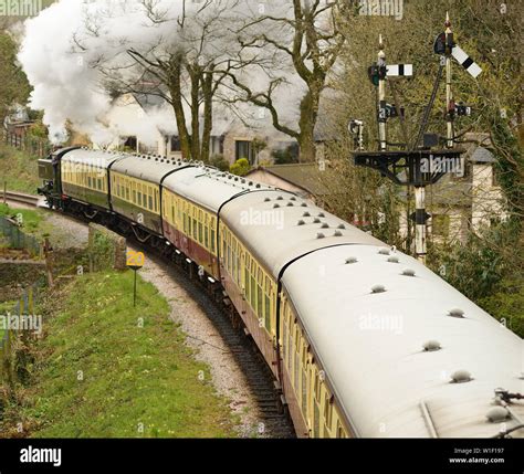 GWR Class 9400 Pannier Tank No 9466 At Buckfastleigh During The South