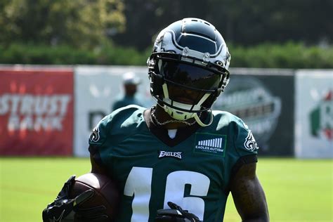 Eagles Training Camp Notes Quez Watkins Turns In A Strong Practice