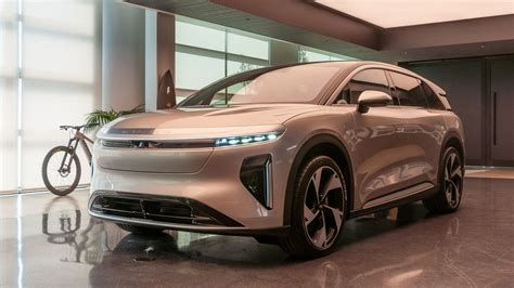 Lucid Gravity SUV Gets Sub 80k Base Price Up To 440 EV Miles