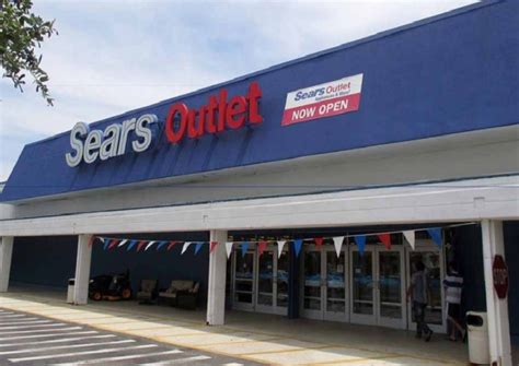 Sears Outlet_img1 - Mason Asset Management