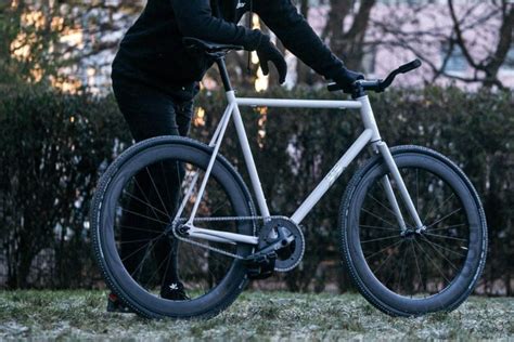 8bar Neukln Fixie is Back Modernized, Lighter & With Big Tracklocross ...