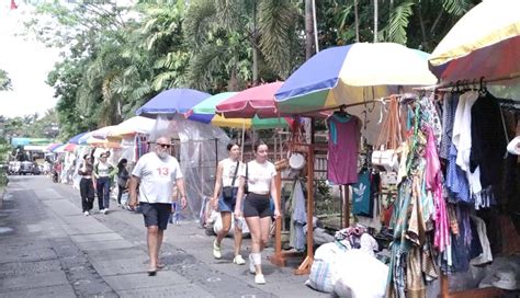 NUSABALI Pasar Seni Di Gang Ubud