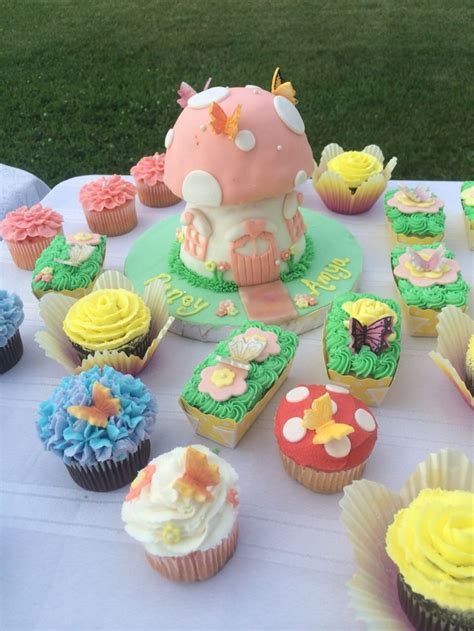 Mushroom Cake For The Woodland Fairy Themed Party Cupcake Cakes