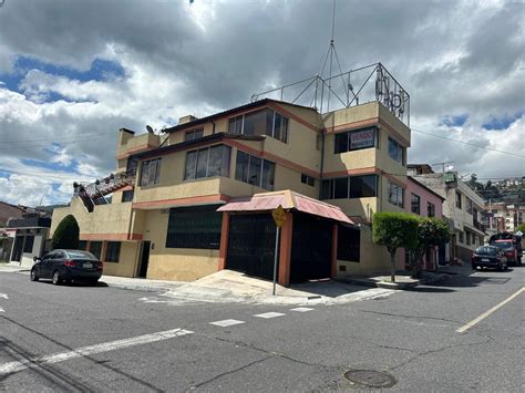 Venta Casa Rentera Depts Sector Quito Norte Calle Con Seguridad Bv