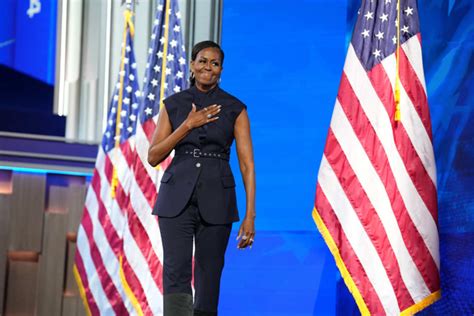 High Profile Democrats Hail Michelle Obama S Electrifying Dnc Speech