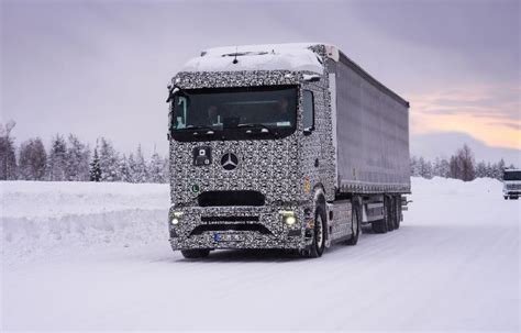 Mercedes Benz Trucks Complet Con Xito Las Ltimas Pruebas Del Eactros