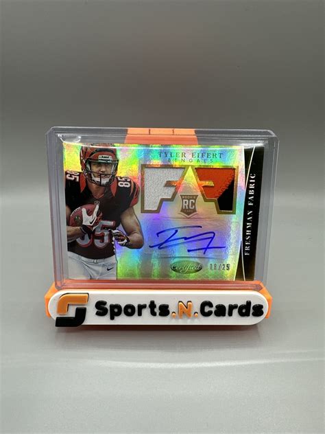 2013 Certified Freshman Fabric Gold Signatures Tyler Eifert Rookie Auto