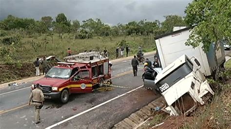 Acidente Mata Duas Pessoas E Deixa Duas Feridas Na BR 135 Bom Dia