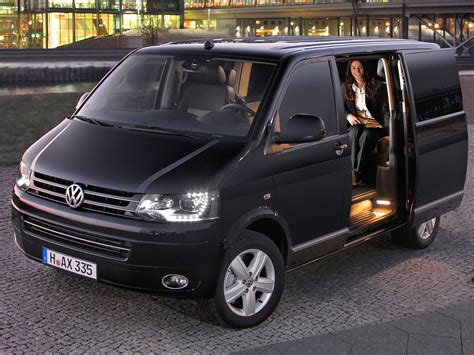 VW Multivan Business Luxus Bus für sechs Personen autozeitung de