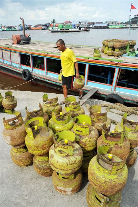 TABUNG GAS ELPIJI 3 KG ANTARA Foto