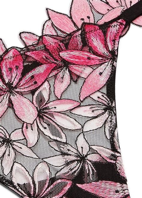 New Victoria Secret Very Sexy Ziggy Glam Floral Embroidery V String