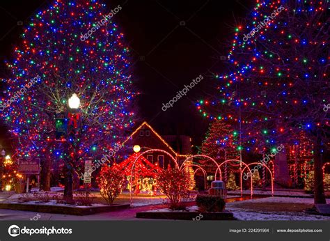 Small Town Christmas Display Village Square Candy Cane Arches Carousel