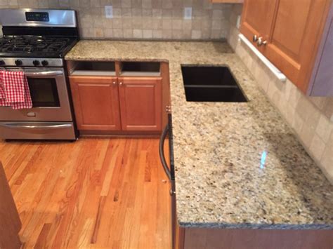 Venetian Gold Granite Beige And Golden Tone Countertop