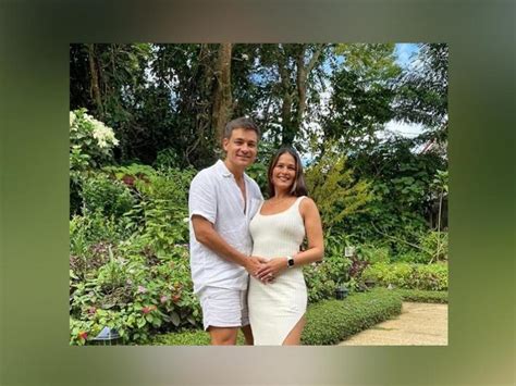 Iza Calzado Thanks Husband Ben Wintle For Making Her Feel Safe And