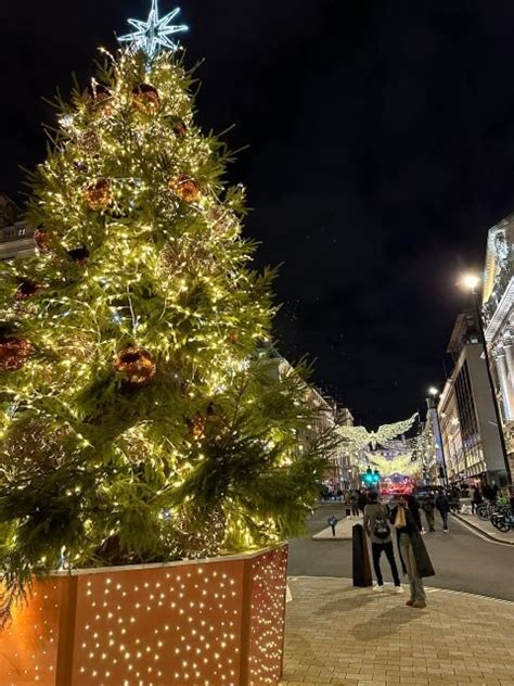 London Silent Disco Christmas Walking Tour