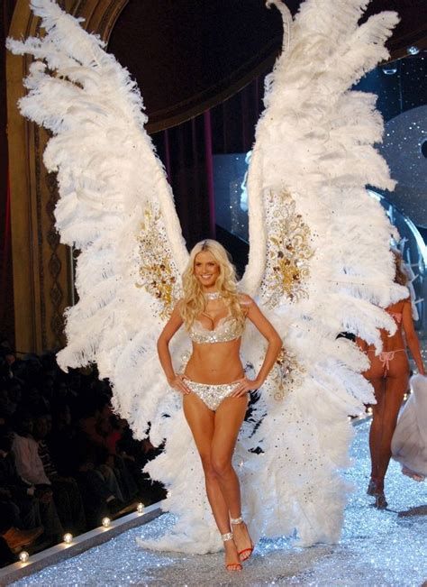 Top Hottest Victorias Secret Angels Of All Time Fashion Design