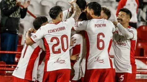 Huracán le ganó a Barracas Central y es uno de los líderes El Esquiu