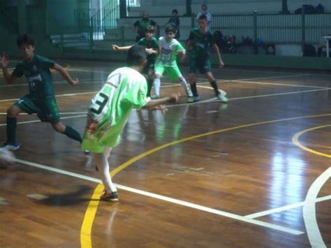 Goleadas Marcam Rodada De Torneio De Futsal Em Três Categorias