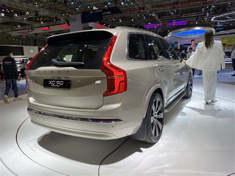 Volvo Xc90 Recharge Ultimate Chạy động Cơ Hybrid Cắm Sạc Giá 4 65 Tỉ Tại Việt Nam