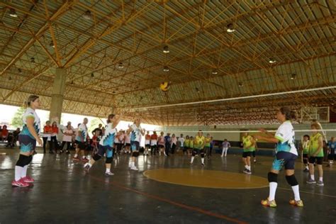 Evento de voleibol adaptado para idosos é sucesso em Dourados AgoraMS