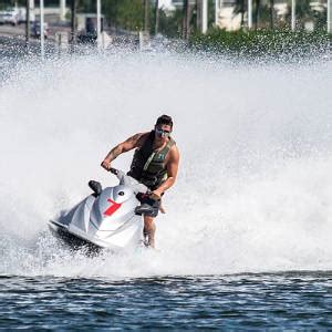 Rentals Tampa Bay Boat And Jet Ski Rentals Water Sports Tampa