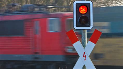 Lebensgef Hrlicher Leichtsinn J Hriger St Rzt Beim S Bahnhof