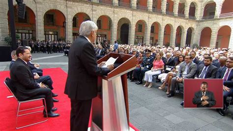 Quién Es La Mujer Con La Que Llegó El Hijo De López Obrador